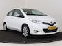 Toyota Yaris 1.0 VVT-i Trend | Dealer onderhouden | Climate Control | Achteruitrijcamera | Bluetooth | Elektrische ramen voor | elektrisch verstelbare buitenspiegels |