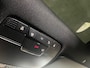 Mercedes-Benz C-klasse Estate 300e - AMG - Pano - Sfeerverl - Cl + Cr Co - Apple Carplay - Camera