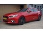 Mazda 3 2.0 120pk GT-M *Black Optik* Leder HUD BOSE LED Stoelverwarming Keyless *Soul Red Pearl* NL auto!