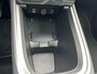 Jeep Avenger 1.2 e-Hybrid Summit | Navigatie | Camera | Parkeersensoren | LMV 18" | Electrisch Schuifdak | 2 + 6 jaar Speciale garantie! |