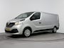 Renault Trafic 1.6 dCi 120 Pk T29 L2H1 Luxe | Navigatie | Airco | Cruise control | Parkeersensor achter | Zijschuifdeur Rechts | Trekhaak | Passagiersbank | Mistlampen Voor | Betimmering Laadruimte |