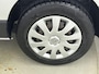 Renault Trafic 1.6 dCi 120 Pk T29 L2H1 Luxe | Navigatie | Airco | Cruise control | Parkeersensor achter | Zijschuifdeur Rechts | Trekhaak | Passagiersbank | Mistlampen Voor | Betimmering Laadruimte |