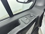 Renault Trafic 1.6 dCi 120 Pk T29 L2H1 Luxe | Navigatie | Airco | Cruise control | Parkeersensor achter | Zijschuifdeur Rechts | Trekhaak | Passagiersbank | Mistlampen Voor | Betimmering Laadruimte |
