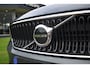 Volvo XC40 B3 Core | Leder |  ACC | Stoel stuurwiel verwarmd | Camera + PDC |