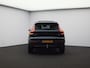 Volvo XC40 2.0 B4 Plus Dark / Trekhaak / Pan. dak / Harman Kardon / Privacy Glass / Elektr. bedienbare stoelen / Stoel+stuurwielverwarming