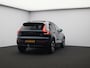Volvo XC40 2.0 B4 Plus Dark / Trekhaak / Pan. dak / Harman Kardon / Privacy Glass / Elektr. bedienbare stoelen / Stoel+stuurwielverwarming