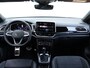 Volkswagen T-Roc 1.5 TSI R-Line | Trekhaak afneembaar | LED+ | Camera | Ergo bestuurdersstoel | Stoelverwarming |