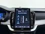 Volvo XC90 T8 406pk AWD Ultra Black Executive Edition / Luchtvering / Bowers&Wilkins Audio / 22'' / Trekhaak / Massage / Gelaaagd Glas / Ventilatie / Head-Up / Lederen Dashboard / BLIS / ACC /