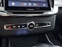 Volvo XC90 T8 406pk AWD Ultra Black Executive Edition / Luchtvering / Bowers&Wilkins Audio / 22'' / Trekhaak / Massage / Gelaaagd Glas / Ventilatie / Head-Up / Lederen Dashboard / BLIS / ACC /