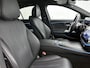 Mercedes-Benz E-klasse 300 e Luxury Line | Distronic | 360°-camera | Sfeerverlichting | Keyless Go |Stuur en Stoelverwarmng / Ventilatie | Inclusief 24 maanden Mercedes-Benz Certified garantie voor Europa.