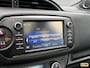 Toyota Yaris 1.5 Hybrid Bi-Tone PANORAMADAK STOELVERWARMING NAVI