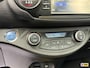 Toyota Yaris 1.5 Hybrid Bi-Tone PANORAMADAK STOELVERWARMING NAVI