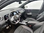 Mercedes-Benz B-klasse 200 AMG Nightpakket | Panoramadak | Sfeerverlichting | Keyless GO | Stoelverwarming | Parkeerpakket met Camera | Inclusief 24 maanden Mercedes-Benz Certified garantie voor Europa.