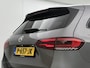 Mercedes-Benz B-klasse 200 AMG Nightpakket | Panoramadak | Sfeerverlichting | Keyless GO | Stoelverwarming | Parkeerpakket met Camera | Inclusief 24 maanden Mercedes-Benz Certified garantie voor Europa.