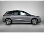 Mercedes-Benz B-klasse 200 AMG Nightpakket | Panoramadak | Sfeerverlichting | Keyless GO | Stoelverwarming | Parkeerpakket met Camera | Inclusief 24 maanden Mercedes-Benz Certified garantie voor Europa.