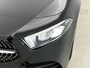 Mercedes-Benz A-klasse 160 AMG Nightpakket | Trekhaak | Sfeerverlichting | Augmented Reality | Led | Parkeerpakket met Camera | Inclusief 24 maanden Mercedes-Benz Certified garantie voor Europa. garage-sale