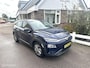 Hyundai Kona Electric EV Comfort Smart 64 kWh 3-FASE SNELLADEN SOH 100% WARMTEPOMP CARPLAY ACHTERUITRIJ CAMERA NETTE AUTO!!