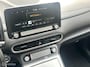 Hyundai Kona Electric EV Comfort Smart 64 kWh 3-FASE SNELLADEN SOH 100% WARMTEPOMP CARPLAY ACHTERUITRIJ CAMERA NETTE AUTO!!