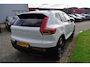 Volvo XC40 B4 211PK Plus Dark | ACC | Trekhaak | Schuif/kanteldak | Stoel + Stuur verwarmd | BLIS | Nubuck | El. Stoelen |