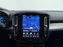 Volvo XC40 B4 211pk Plus Dark / Nubuck / Elektr. Stoelen / Panoramadak / Trekhaak / Harman&Kardon Audio / Getint Glas / ACC / BLIS / Keyless / Stoel + Stuurw. Verwarming / PDC + Camera / Noordreservewiel /
