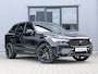 Volvo XC60 2.0 T8 Plug-in hybrid AWD Plus Black Edition 455 PK | Long Range | Pano | 2 fase laden | All season banden