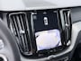 Volvo XC60 2.0 T8 Plug-in hybrid AWD Plus Black Edition 455 PK | Long Range | Pano | 2 fase laden | All season banden