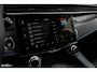 Lynk & Co 01 1.5 Full Black | ALL-IN PRIJZEN – inclusief onderhoud, originele & Co software-update en 1 jaar BOVAG-garantie | Adaptieve cruise | Panoramadak | Blis | Memory |