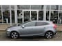 Volvo V40 T4 191PK Business Sport | Panoramadak | Standkachel | PDC + Camera | Verw. Voorstoelen | Leder |