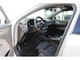 Volvo EX40 Single Motor Extended Range Plus 82 kWh | Trekhaak | Verwarmbare voorstoelen en stuurwiel | Premium audio by Harman Kardon | Keyless | Adaptieve cruise control | Warmtepomp