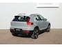 Volvo EX40 Single Motor Extended Range Plus 82 kWh | Trekhaak | Verwarmbare voorstoelen en stuurwiel | Premium audio by Harman Kardon | Keyless | Adaptieve cruise control | Warmtepomp