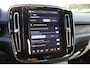 Volvo EX40 Single Motor Extended Range Plus 82 kWh | Trekhaak | Verwarmbare voorstoelen en stuurwiel | Premium audio by Harman Kardon | Keyless | Adaptieve cruise control | Warmtepomp