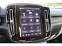 Volvo EX40 Single Motor Extended Range Plus 82 kWh | Trekhaak | Verwarmbare voorstoelen en stuurwiel | Premium audio by Harman Kardon | Keyless | Adaptieve cruise control | Warmtepomp