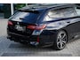 BMW 5-Serie Touring 530e xDrive M Sport Edition | Trekhaak | Driving Assistant Plus | Bowers & Wilkins Surround Sound System | Parking Assistant Plus | BMW Iconic Glow | Travel Pakket |