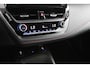 Toyota Corolla 2.0 Hybrid Executive | Parkeer sensoren | Navigatie | Head-Up display | Stoelverwarming |