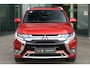 Mitsubishi Outlander 2.4 PHEV S-Edition / Pano / Stuur en stoelverwarming / Adaptive cruise