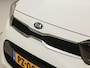 Kia Picanto 1.0 CVVT ComfortPlusLine Navigator (NAVIGATIE, CAMERA, LM VELGEN, SPORTSTOELEN, ELEK PAKKET, NIEUWE APK, NIEUWSTAAT)