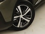 Peugeot 3008 1.2 PureTech Allure Sport Automaat (PANORAMADAK, APPLE CARPLAY, MEMORY SEAT, 360 CAMERA, STOELVERWARMING, GETINT GLAS, KEYLESS, CRUISE, NIEUWE APK, NIEUWSTAAT)