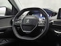 Peugeot 3008 1.2 PureTech Allure Sport Automaat (PANORAMADAK, APPLE CARPLAY, MEMORY SEAT, 360 CAMERA, STOELVERWARMING, GETINT GLAS, KEYLESS, CRUISE, NIEUWE APK, NIEUWSTAAT)