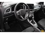 Volkswagen T-Roc 1.5 TSI 150pk Automaat Style Navigatie Apple Carplay/Android Auto Parkeersensoren Camera Adaptive Cruise Control Blind Spot Assist Park Assist Stoel- en stuurverwarming Elektrische achterklep LED-koplampen