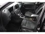 Volkswagen T-Roc 1.5 TSI 150pk Automaat Style Navigatie Apple Carplay/Android Auto Parkeersensoren Camera Adaptive Cruise Control Blind Spot Assist Park Assist Stoel- en stuurverwarming Elektrische achterklep LED-koplampen
