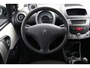 Peugeot 107 1.0 Active/ 5-DRS/ Airco!/ C.V.afstand/ Radio-CD+AUX/ Elek.Pakket/ Isofix/ Deelbare Achterbank.