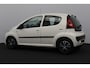 Peugeot 107 1.0 Active/ 5-DRS/ Airco!/ C.V.afstand/ Radio-CD+AUX/ Elek.Pakket/ Isofix/ Deelbare Achterbank.