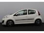 Peugeot 107 1.0 Active/ 5-DRS/ Airco!/ C.V.afstand/ Radio-CD+AUX/ Elek.Pakket/ Isofix/ Deelbare Achterbank.