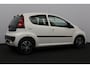 Peugeot 107 1.0 Active/ 5-DRS/ Airco!/ C.V.afstand/ Radio-CD+AUX/ Elek.Pakket/ Isofix/ Deelbare Achterbank.