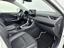 Toyota RAV4 2.5 Hybrid AWD Executive | Leder | Stoel-/stuurverwarming | Dodehoek detectie | Verwarmbare voorruit | Apple Carplay / Android Auto | Adaptive Cruise | Parkeersensoren voor/achter | Camera | Full LED | Keyless | 18 inch