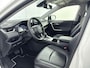 Toyota RAV4 2.5 Hybrid AWD Executive | Leder | Stoel-/stuurverwarming | Dodehoek detectie | Verwarmbare voorruit | Apple Carplay / Android Auto | Adaptive Cruise | Parkeersensoren voor/achter | Camera | Full LED | Keyless | 18 inch