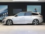 Peugeot 308 SW 1.2 Hybrid 136 e-DCS6 GT | Panoramisch schuifdak | Keyless Entry | Handsfree Achterklep | 360 Camera