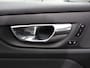 Volvo V60 2.0 B4 R-Design Navigatie Camera Climate Control Parkeer Sensoren Cruise Control Adaptive Verwarmde voorstoelen Lichtmetalen Velgen