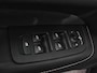 Volvo V60 2.0 B4 R-Design Navigatie Camera Climate Control Parkeer Sensoren Cruise Control Adaptive Verwarmde voorstoelen Lichtmetalen Velgen