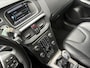 Volvo V40 1.6 T4 Summum / NL-Auto / Vol-Leder / Panodak / Adaptive Cruise-Control / Stoelverwarming / Dodehoek-Detectie / Adaptieve-Koplampen / Radio-Bluetooth / Navi / PDC met Camera / 17'' LMV / All-Seasons / ENZ.